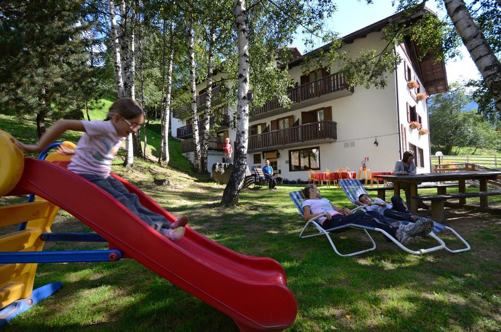 Albergo Sporting Peio Fonti Exterior photo